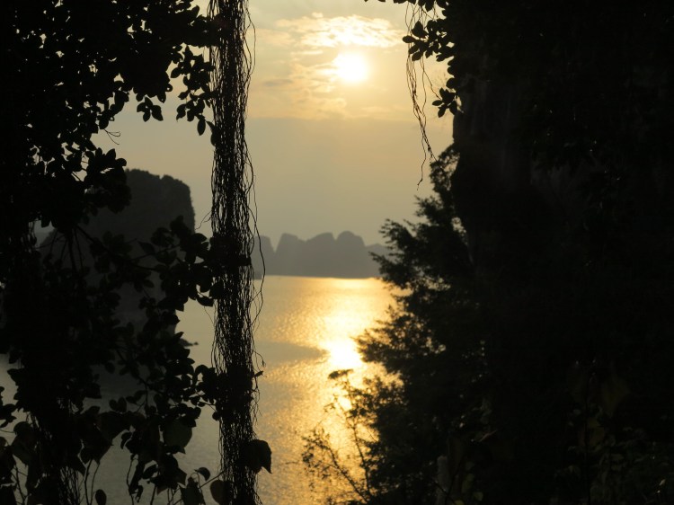 viet-bay-sunset